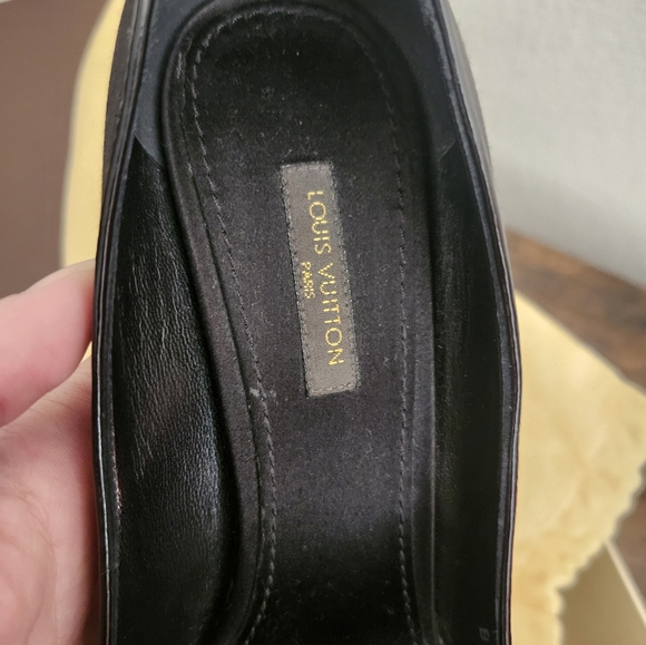 Louis Vuitton Black Satin Embellished Peep Toe Pumps Size 37 - Picture 15 of 15
